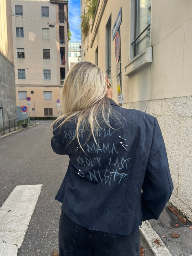 BLAZER MAMA