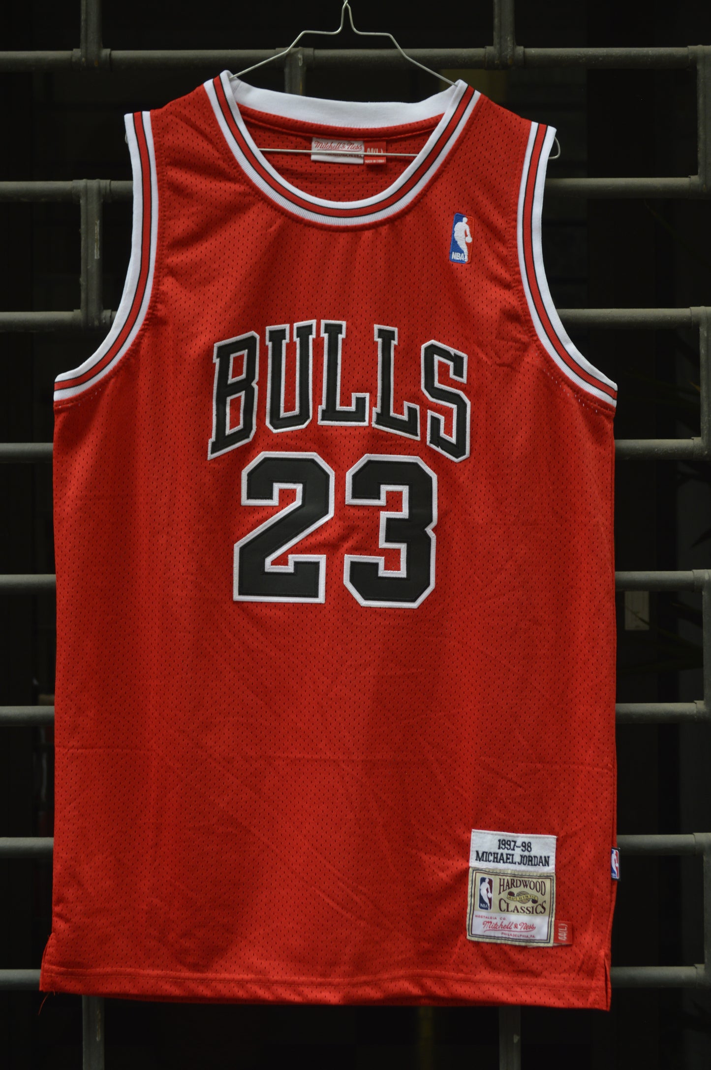 BULLS JORDAN JERSEY